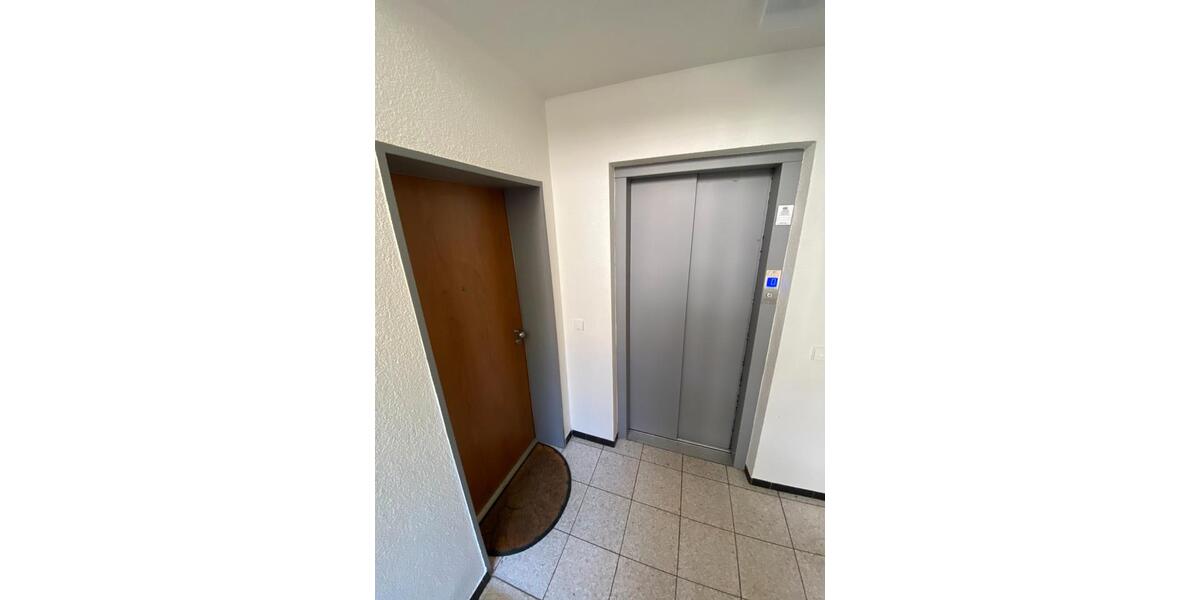 Etagenwohnung Pforzheim Nordstadt - 3 Zimmer, 85 m&sup2;, 250.000&euro; | Angebot:27072491