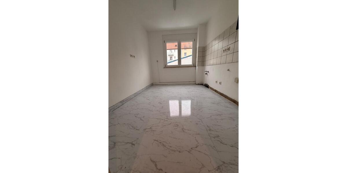 Etagenwohnung Pforzheim Nordstadt - 2 Zimmer, 69 m&sup2;, 730&euro; | Angebot:25649579