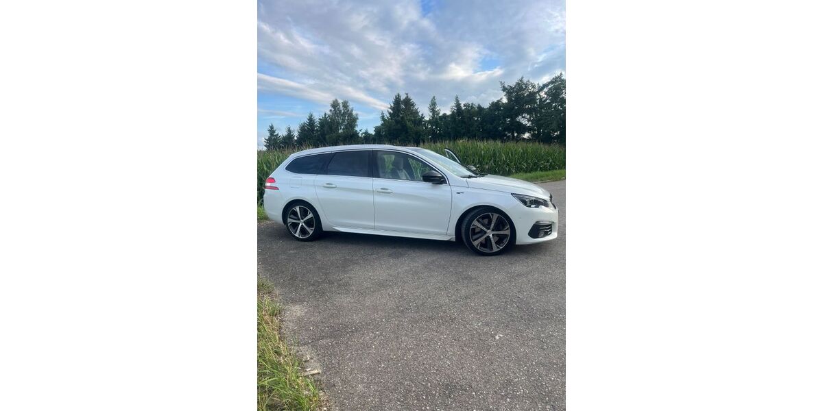 Peugeot 308 53.000 km 19.990 &euro; Pforzheim 75181