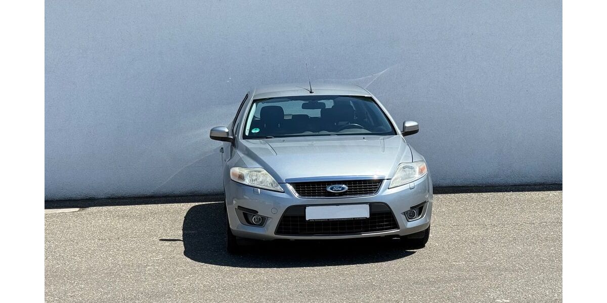 Ford Mondeo 139.000 km 3.799 &euro; Kandel 76870