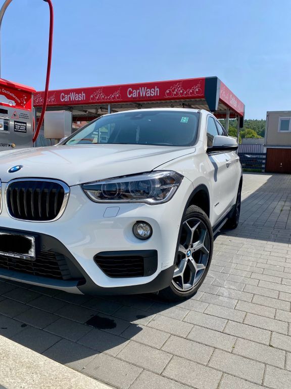BMW X1 110.000 km 18.900 € Niefern-Öschelbronn 75223