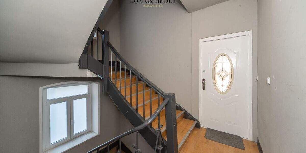 Etagenwohnung Pforzheim Südweststadt - 4 Zimmer, 111 m&sup2;, 325.000&euro; | Angebot:25676045