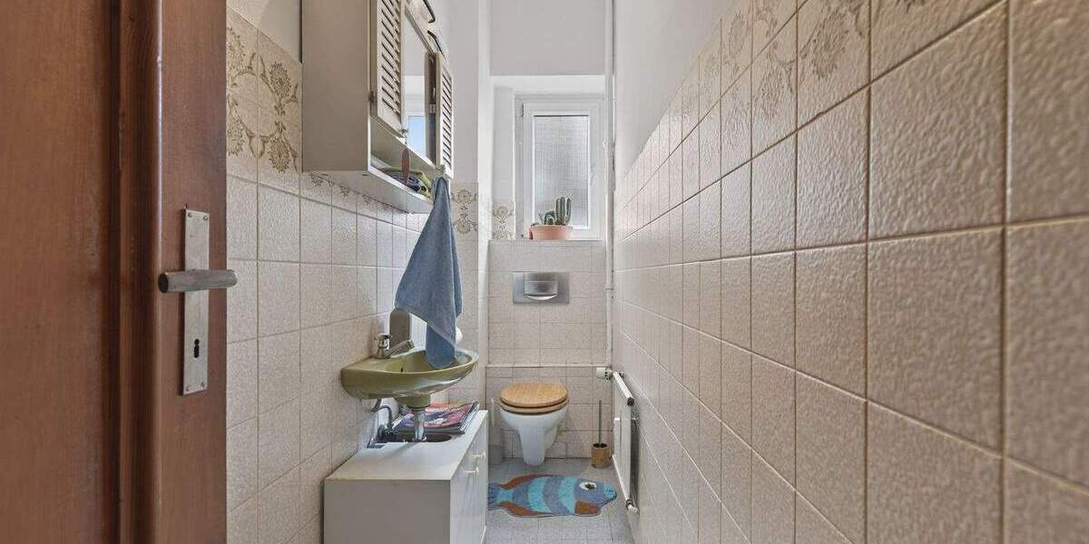 Seltene Gelegenheit: Dreifamilienhaus mit viel Platz und Potenzial in Ettlingen-Spessart 1 zimmer