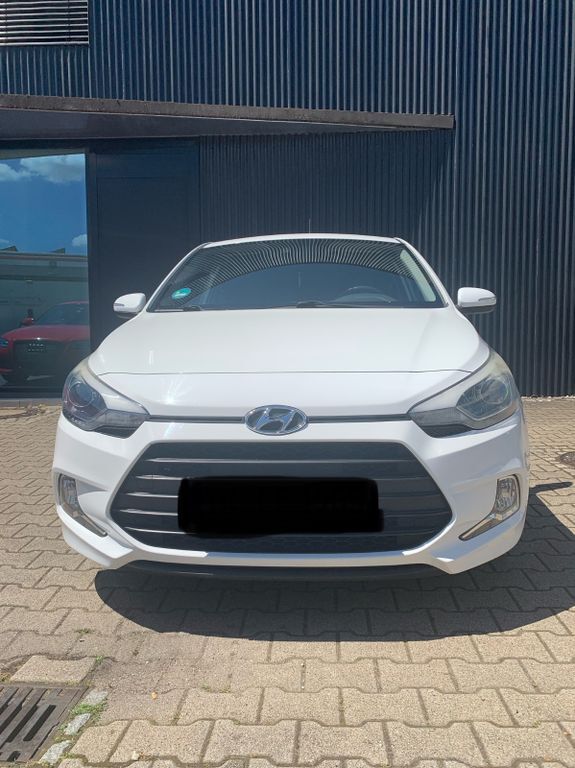 Hyundai i20 146.000 km 6.750 € Rastatt 76437