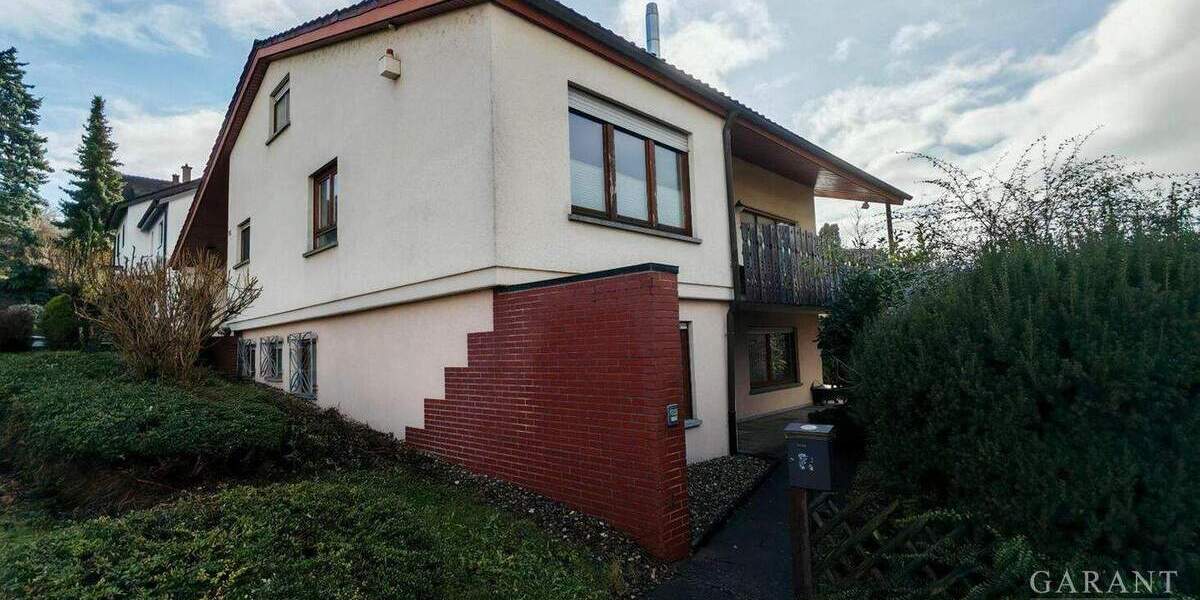 Einfamilienhaus Niefern Öschelbronn Niefern - 7 Zimmer, 239 m&sup2;, 630.000&euro; | Angebot:25778807