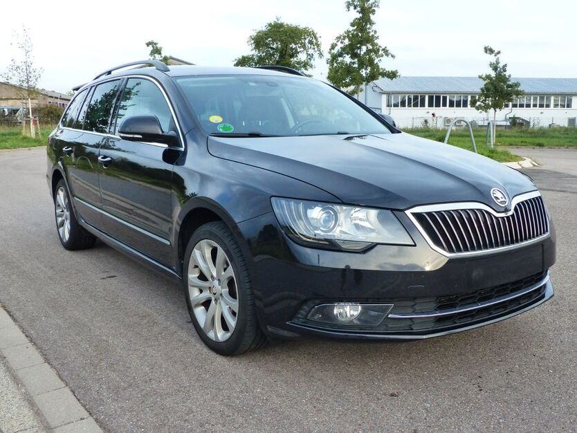Skoda Superb 188.000 km 9.099 € karlsruhe 76187