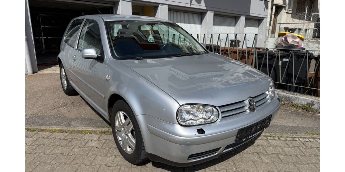 VW Golf 170.000 km 1.100 &euro; Pforzheim 75177