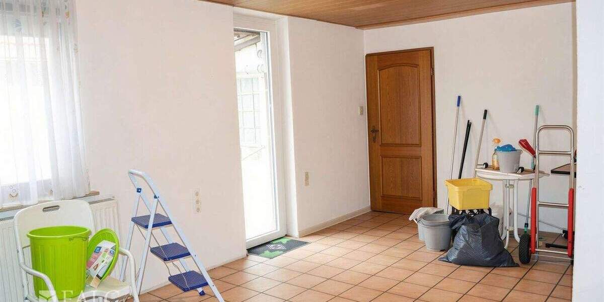 Reihenendhaus Waghäusel Wiesental - 4 Zimmer, 120 m&sup2;, 220.000&euro; | Angebot:25266620