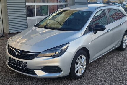 Opel Astra 1.5 D Edition Start Stop Klima LED NAVI 70.000 km 14.499 € Landau 76829