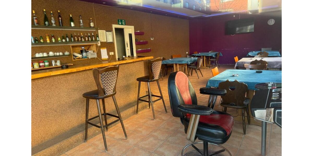 BISTRO MIT 2 Nebenzimmer und Küche in zentraler Lage Pforzheims zimmer