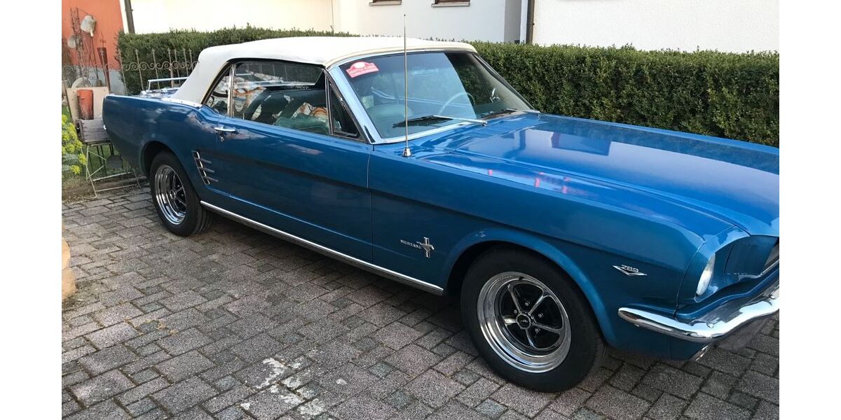 Ford Mustang 68.000 km 44.900 &euro; Iffezheim 76473