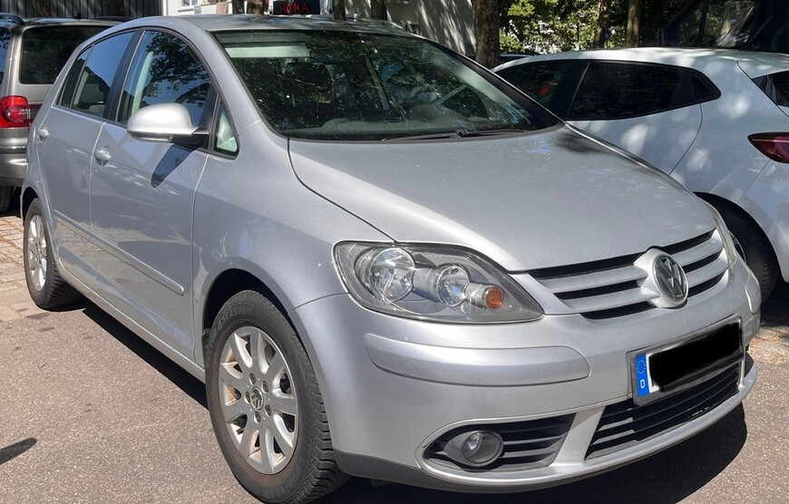 VW Golf Plus 126.700 km 2.999 € Karlsruhe 76133