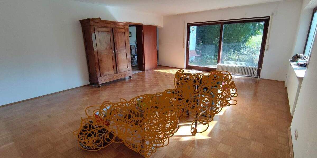 RESERVIERT ! EFH in absoluter Spitzenlage - direkt an Wiesen und Feldern 6 zimmer