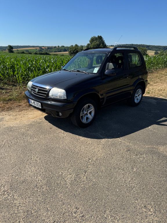 Suzuki Grand Vitara 155.000 km 6.950 € Weingarten 76356