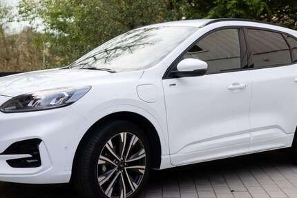 Ford Kuga 42.500 km 24.999 &euro; Gaggenau 76571