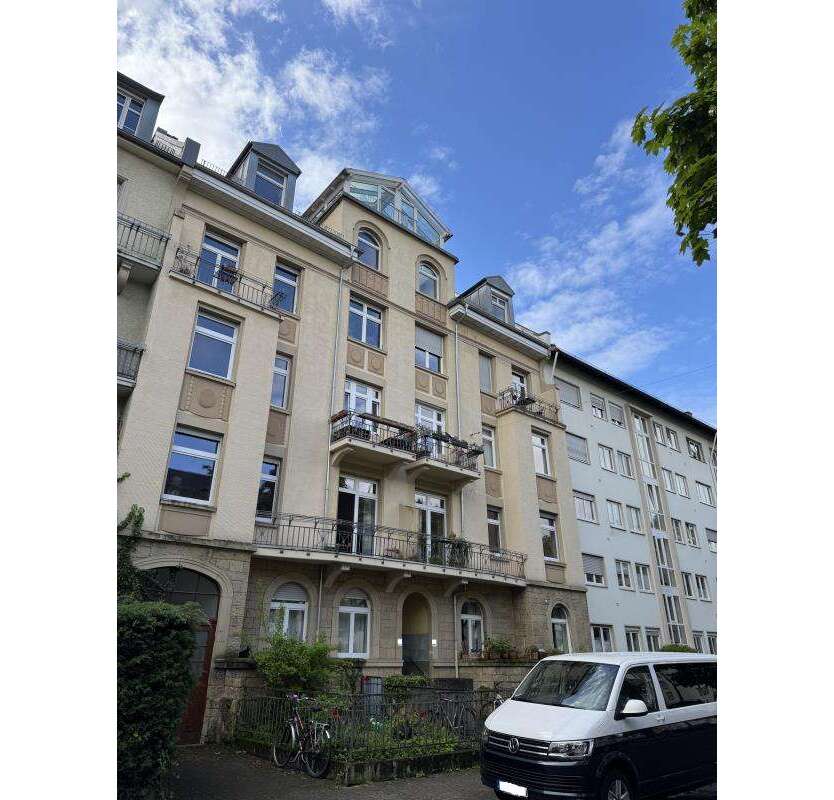 Wohnung zum Kaufen in Karlsruhe 950.000 € 163.75 m²