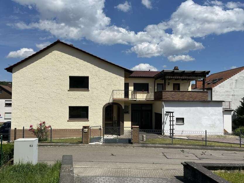 Haus zum Kaufen in Pfinztal 398.000 € 162.64 m²