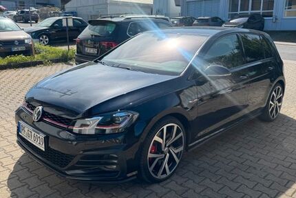 VW Golf 125.000 km 19.900 &euro; Ispringen 75228