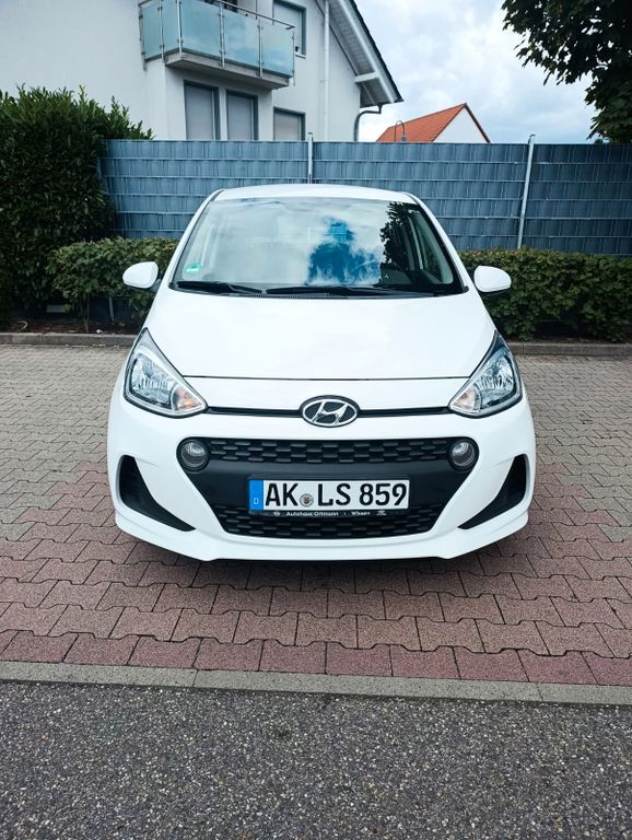 i10