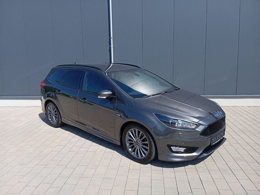 Ford Focus 104.318 km 14.300 € Walzbachtal 75045