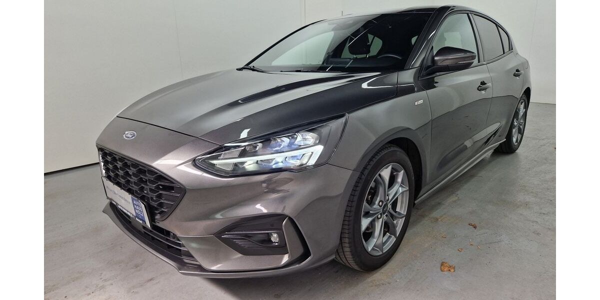 Ford Focus 58.321 km 18.450 &euro; Landau 76829
