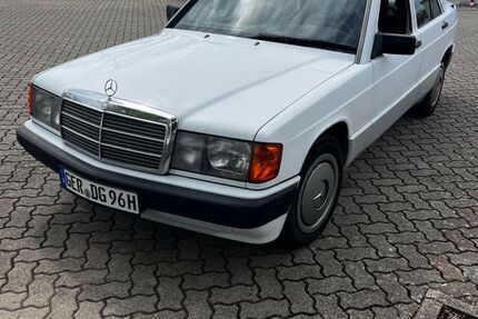 Mercedes-Benz 190 244.307 km 4.800 € Schaidt 76744