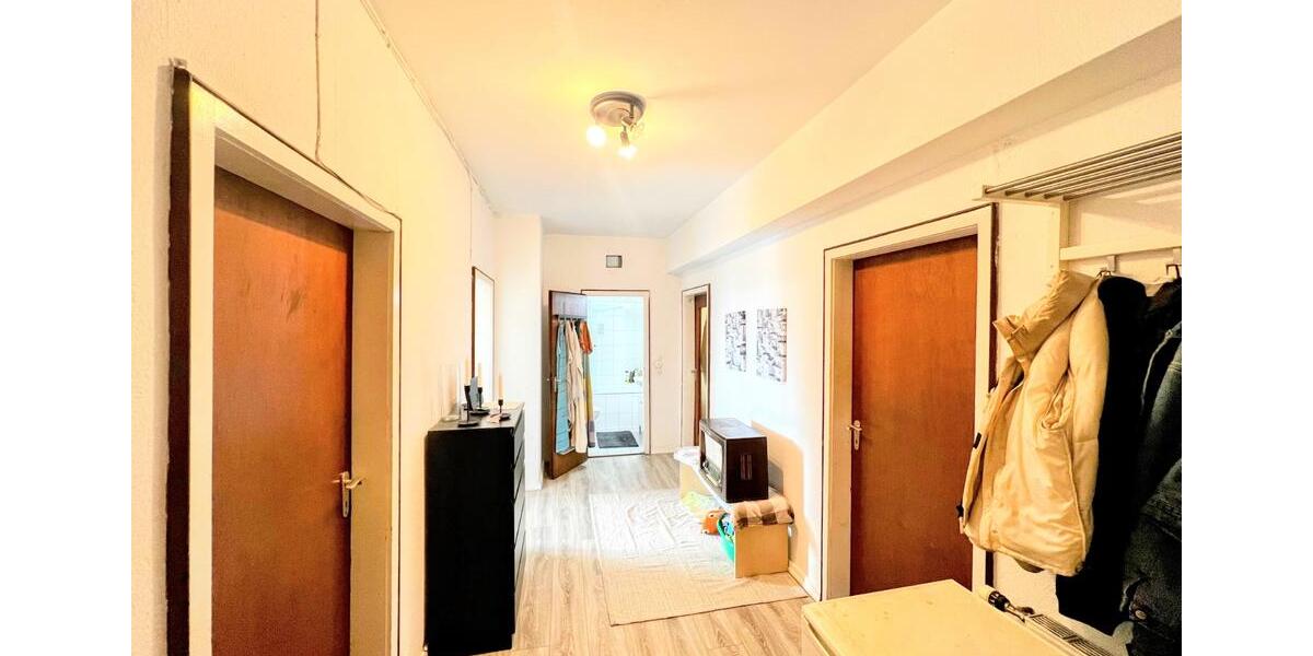 Etagenwohnung Karlsruhe - 4 Zimmer, 15 m&sup2;, 400&euro; | Angebot:25791236