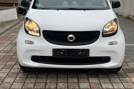 Smart ForTwo 62.700 km 7.480 &euro; Au Am Rhein 76474
