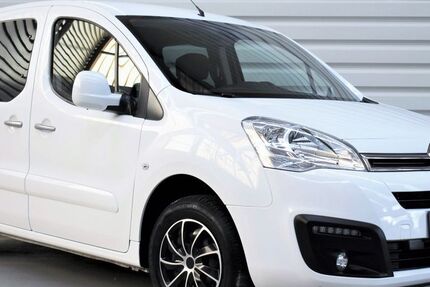 Citroen Berlingo 61.700 km 11.990 &euro; Forst 76694