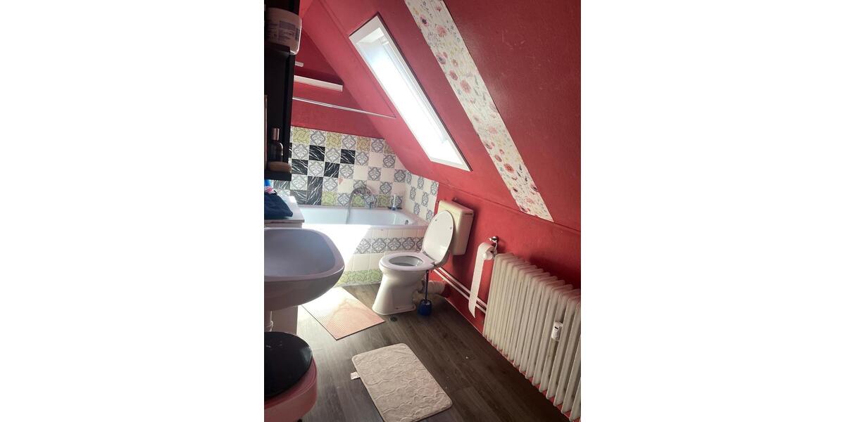 Dachgeschoßwohnung Höfen an der Enz - 2 Zimmer, 46 m&sup2;, 80.000&euro; | Angebot:26991356