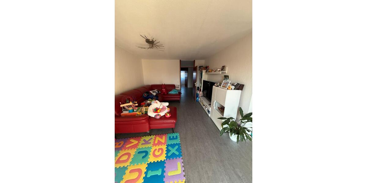 Attraktive 3-Zimmer-Wohnung mit moderner Einbauküche 3 zimmer