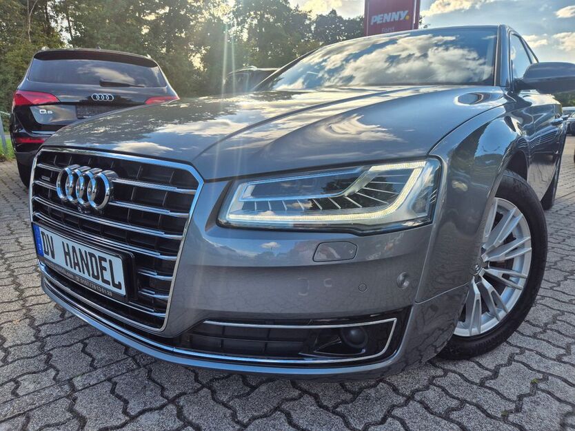 Audi A8 159.000 km 25.900 € Forst 76694