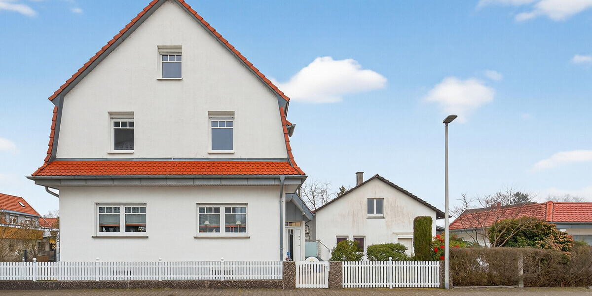Seltene Gelegenheit: Gepflegtes Zweifamilienhaus mit viel Platz, Ruhe und Entwicklungspotential - Zweifamilienhaus Rastatt / Niederbühl Niederbühl | Angebot:26948205