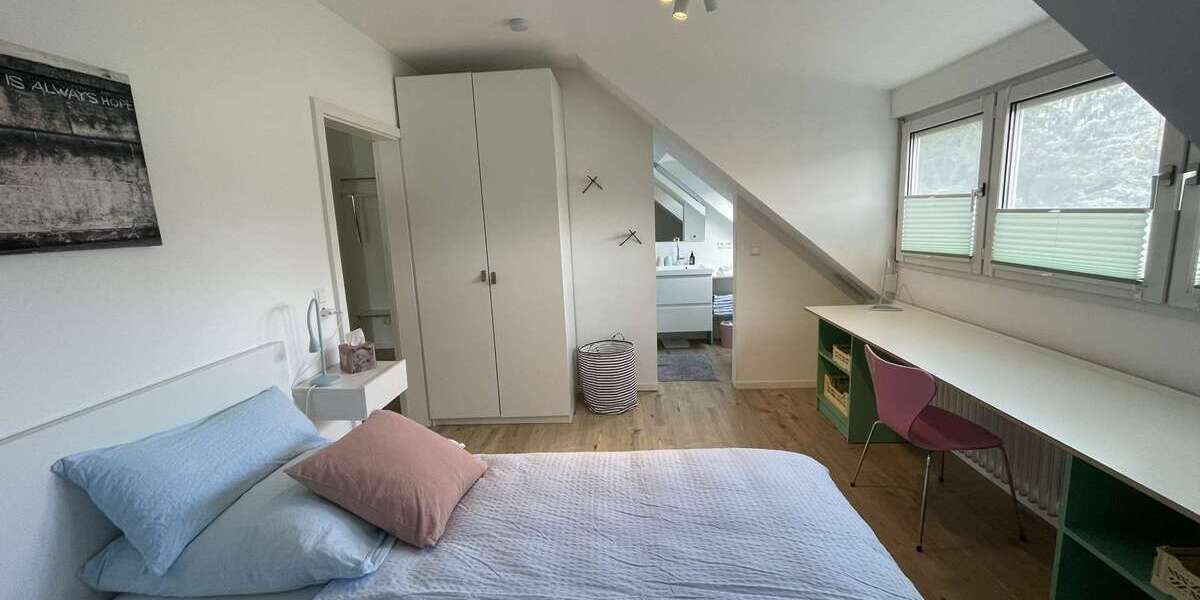 Etagenwohnung Karlsruhe / Weiherfeld-Dammerstock Dammerstock - 3 Zimmer, 65 m&sup2;, 1.600&euro; | Angebot:23542079