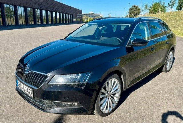 Skoda Superb 125.000 km 16.999 &euro; Hördt 76771