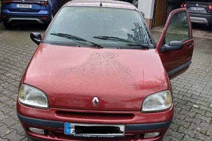 Renault Clio 114.493 km 1.499 &euro; Elchesheim-Illingen 76477