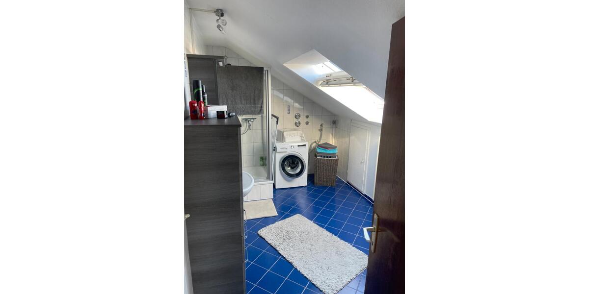 Dachgeschoßwohnung Philippsburg - 2 Zimmer, 68 m&sup2;, 671&euro; | Angebot:26463443