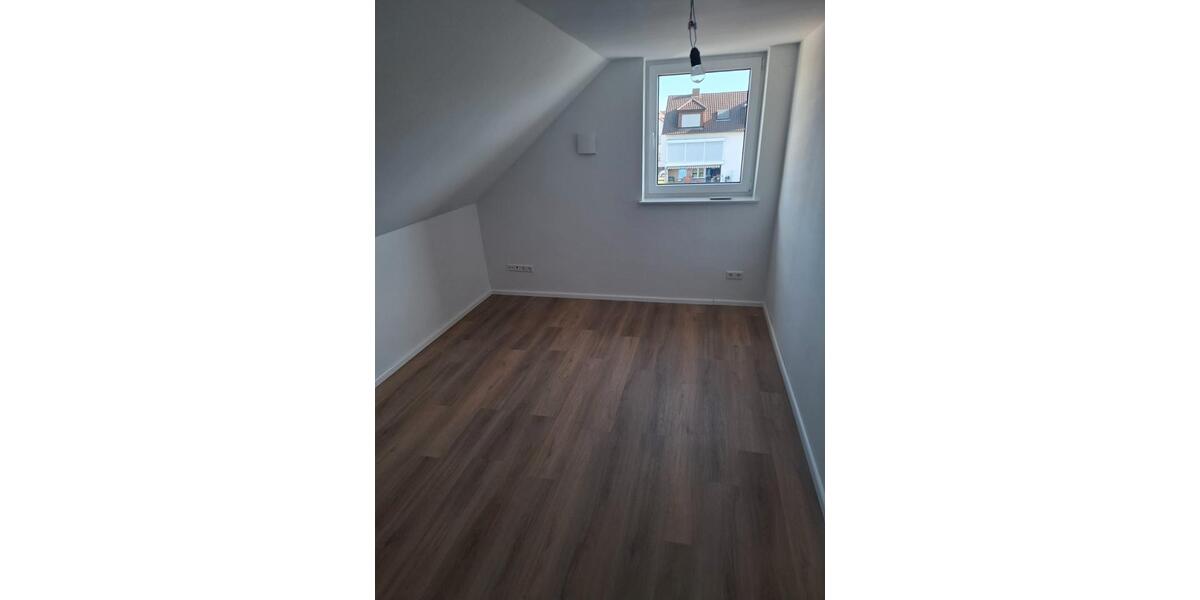 Dachgeschoßwohnung Eggenstein-Leopoldshafen Leopoldshafen - 2 Zimmer, 51 m&sup2;, 750&euro; | Angebot:26404845