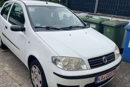 Fiat Punto 240.000 km 1.100 € karlsruhe 76187