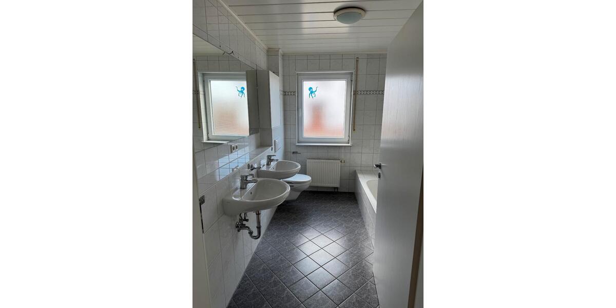Erdgeschoßwohnung Römerberg - 4 Zimmer, 100 m&sup2;, 339.000&euro; | Angebot:27003766