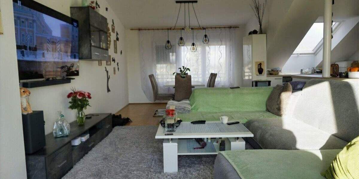 Etagenwohnung Rastatt - 3 Zimmer, 104 m&sup2;, 268.000&euro; | Angebot:25743727