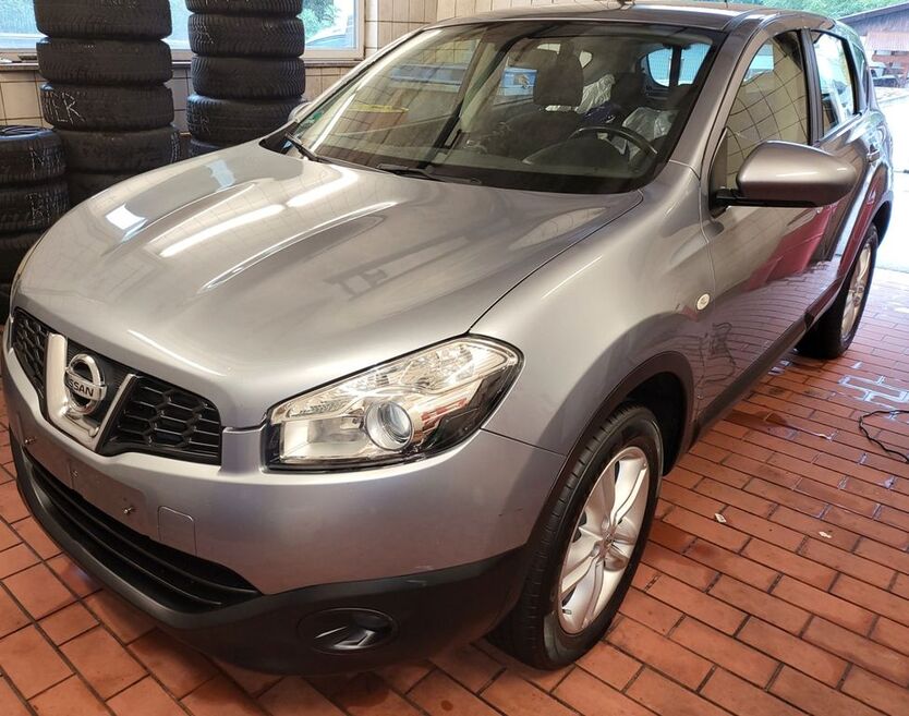 Nissan Qashqai 170.000 km 7.100 € Schömberg 75328
