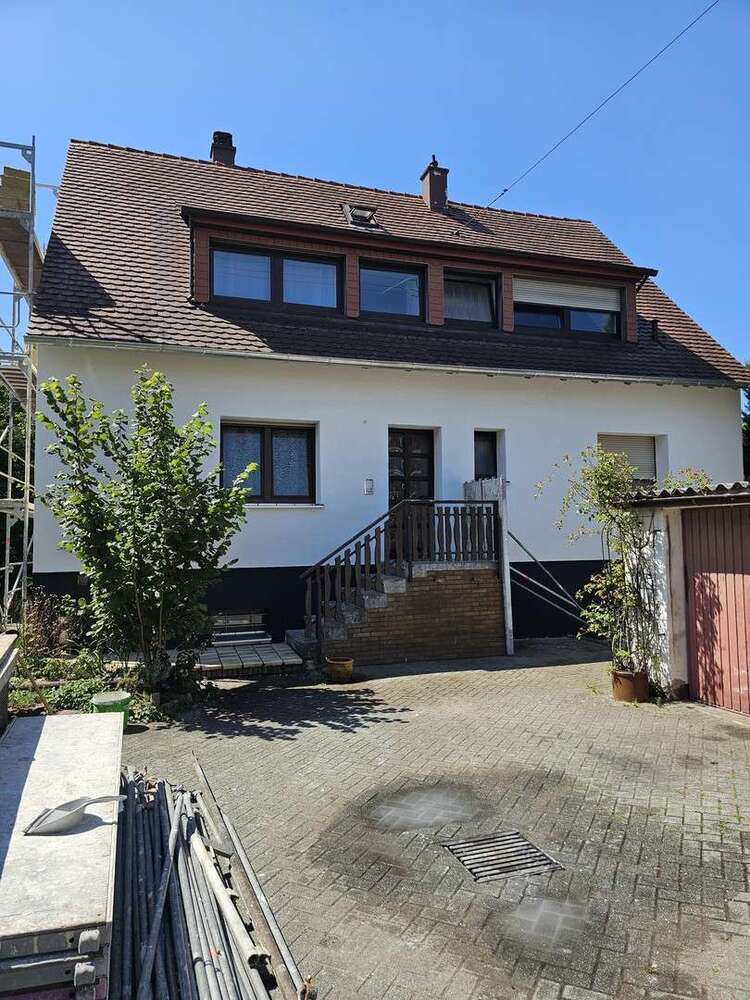 Haus zum Kaufen in Karlsruhe 730.000 € 202 m²