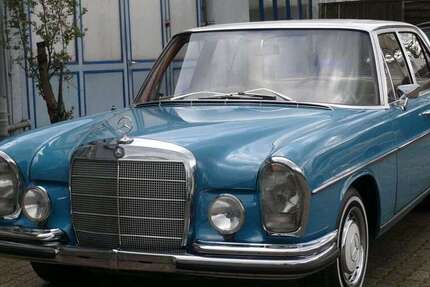 Mercedes-Benz 250 123.456 km 34.950 &euro; Karlsruhe-Grötzingen 76229