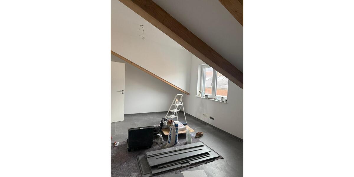 Dachgeschoßwohnung Hagenbach - 3 Zimmer, 88 m&sup2;, 1.050&euro; | Angebot:25297695