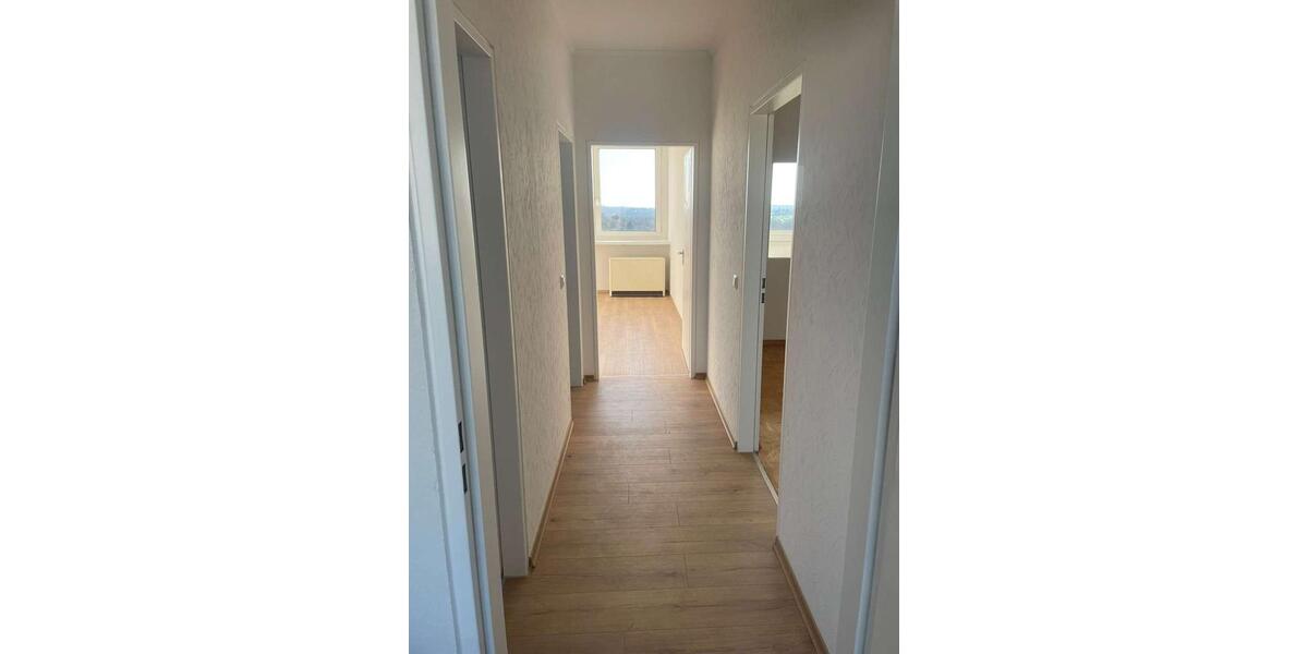 Etagenwohnung Karlsruhe Wettersbach - 4 Zimmer, 126 m&sup2;, 1.040&euro; | Angebot:25783076