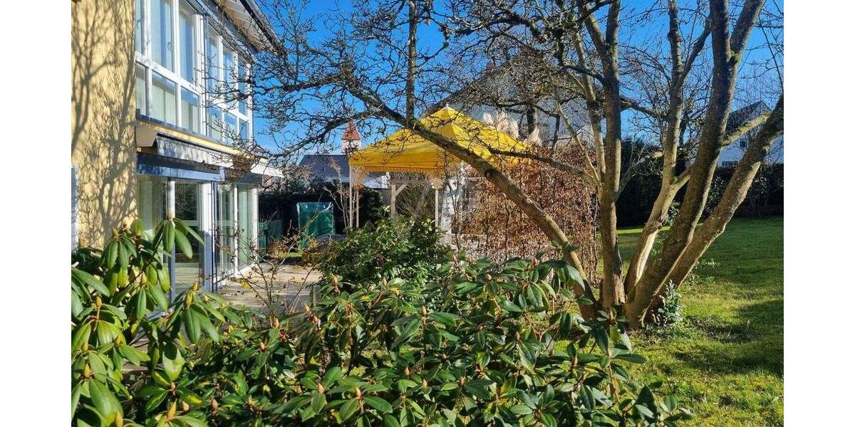 Mehrfamilienhaus, Wohnhaus Pforzheim / Sonnenberg Sonnenberg - 9 Zimmer, 236 m&sup2;, 849.000&euro; | Angebot:25800307
