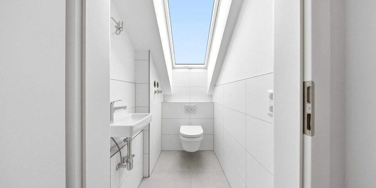 BLICKFANG: DG-Neubauwohnung mit 4 Zimmern, 2 Stellplätzen und Balkon mit wunderschöner Aussicht 4 zimmer