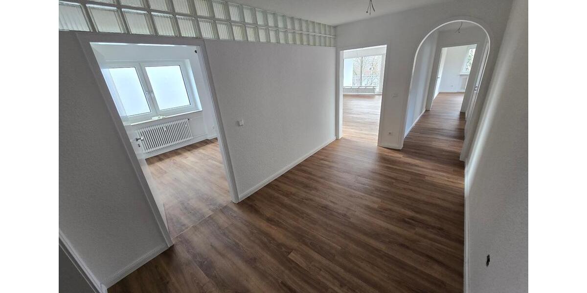 Etagenwohnung Bretten - 4 Zimmer, 122 m&sup2;, 449.000&euro; | Angebot:27092135