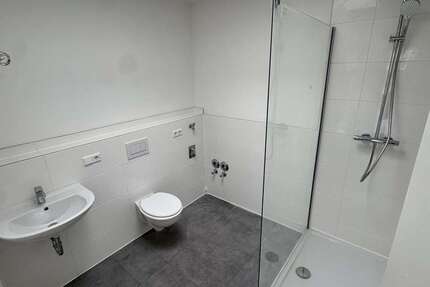 Wohnung zum Mieten in Karlsruhe 720 € 50 m² 2 zimmer